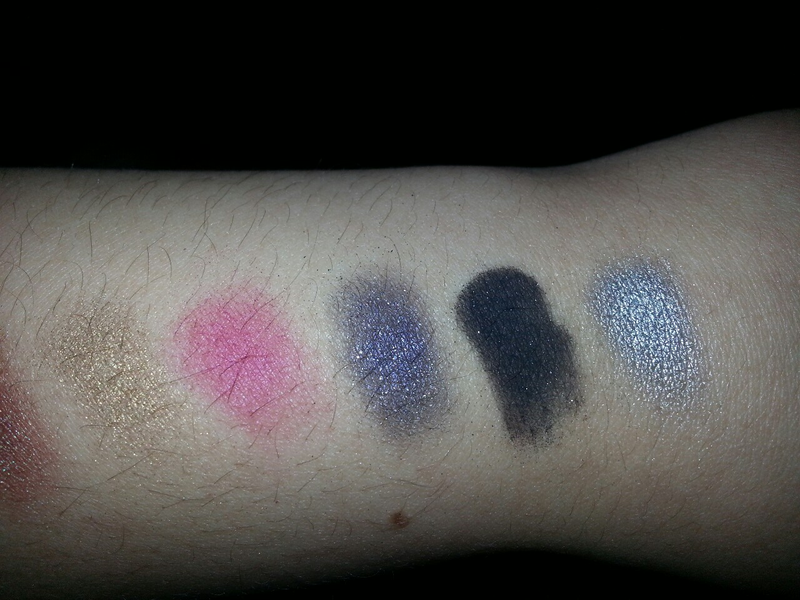 Illustration for article titled Swatches!